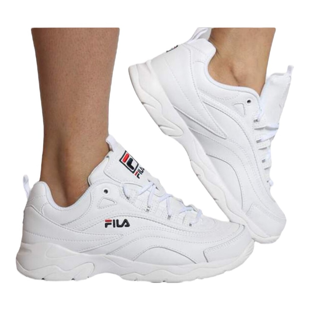 ✨ Fila Disarray Women’s Sneakers - Size 8.5 US 👟 Retro & Stylish